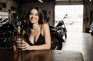 vgbnd.sk girls, whiskey, petrol